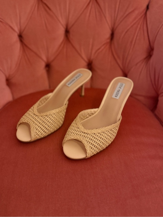 Steve Madden Shoes - Steve Madden Woven Open-Toe Peep-Toe Mule Sandals in Natural